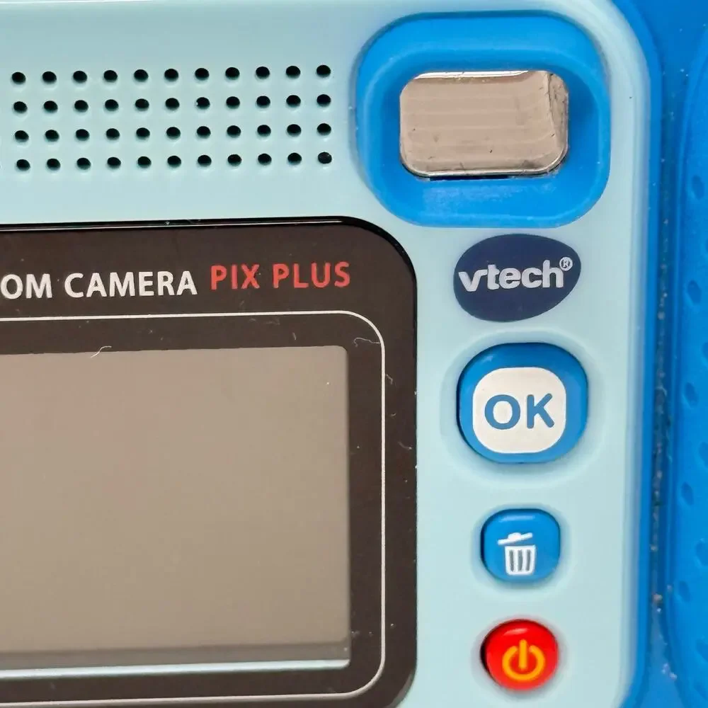 VTech KidiZoom Camera Pix Plus Blue Kids Digital 2MP 4X Zoom Case Tested Works